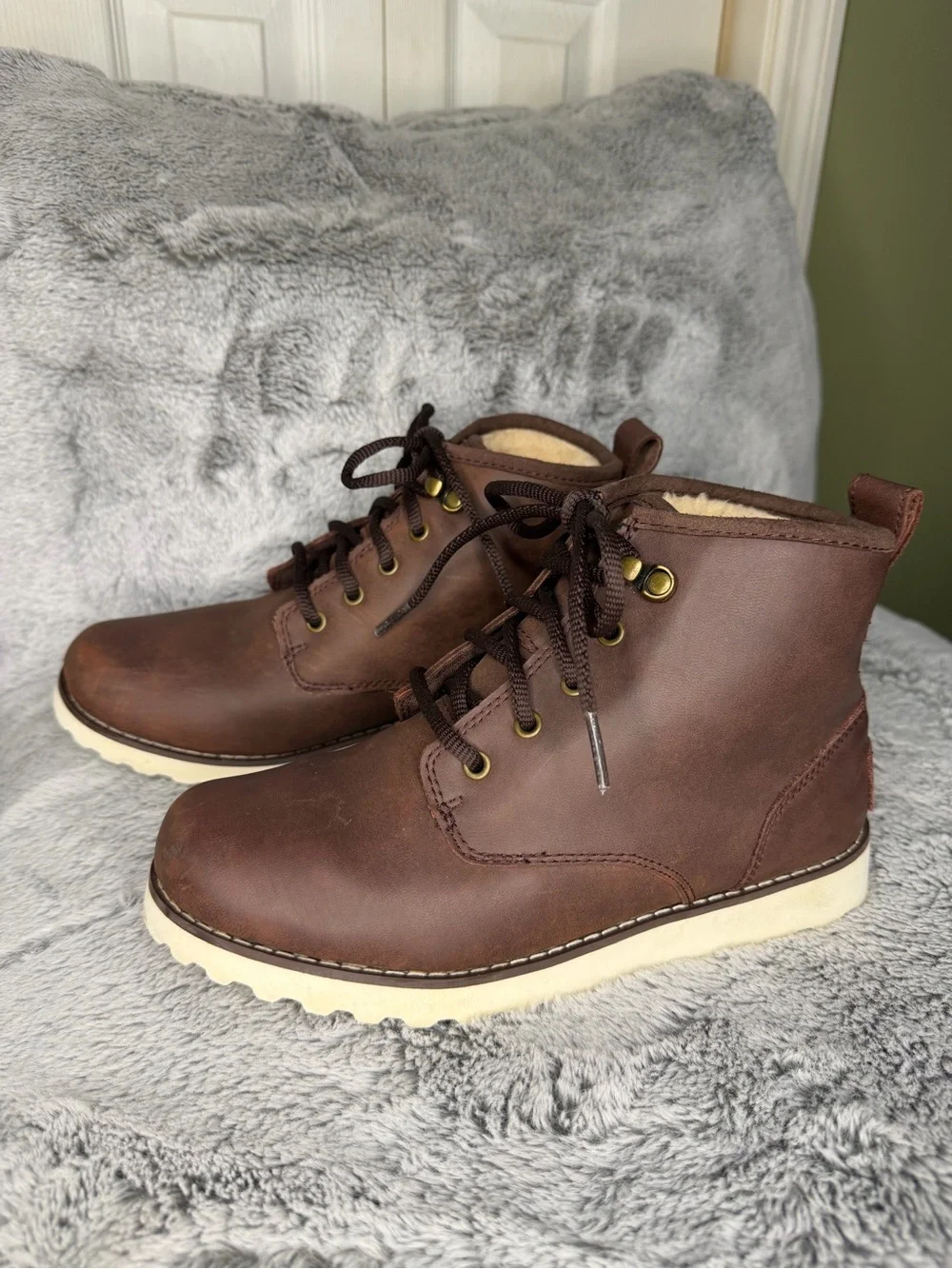 UGG Kids Brown Leather Waterproof Lace-Up Boots
